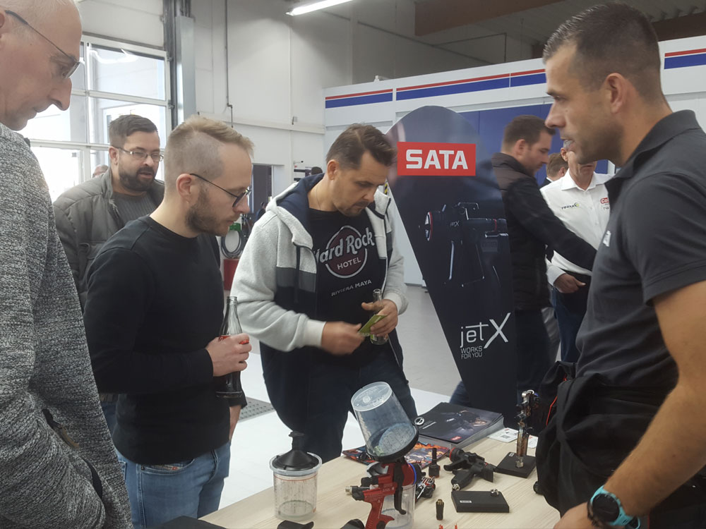 Sata Stand